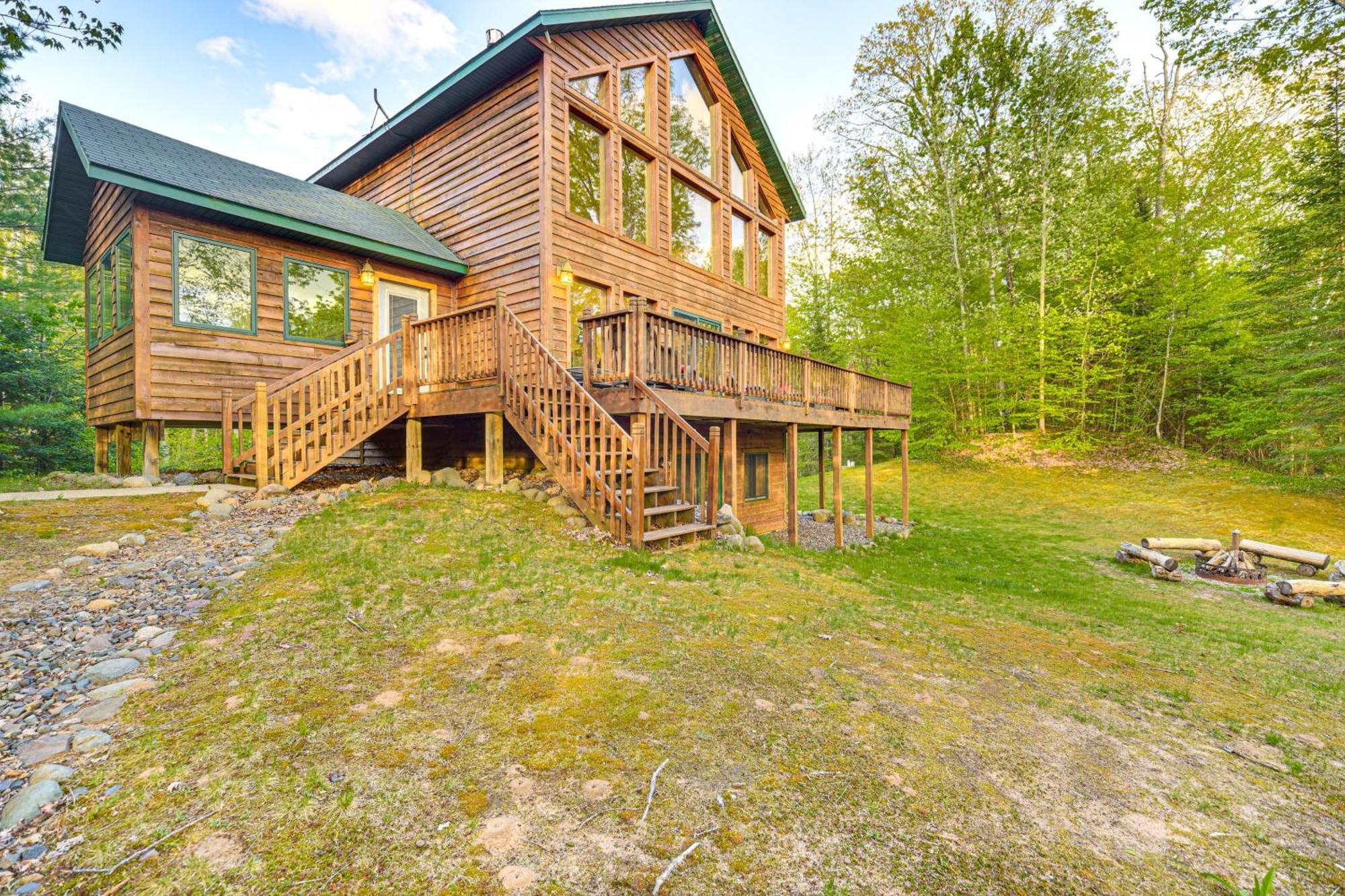 Scenic Hayward Lake View Retreat With Fire Pit Εξωτερικό φωτογραφία